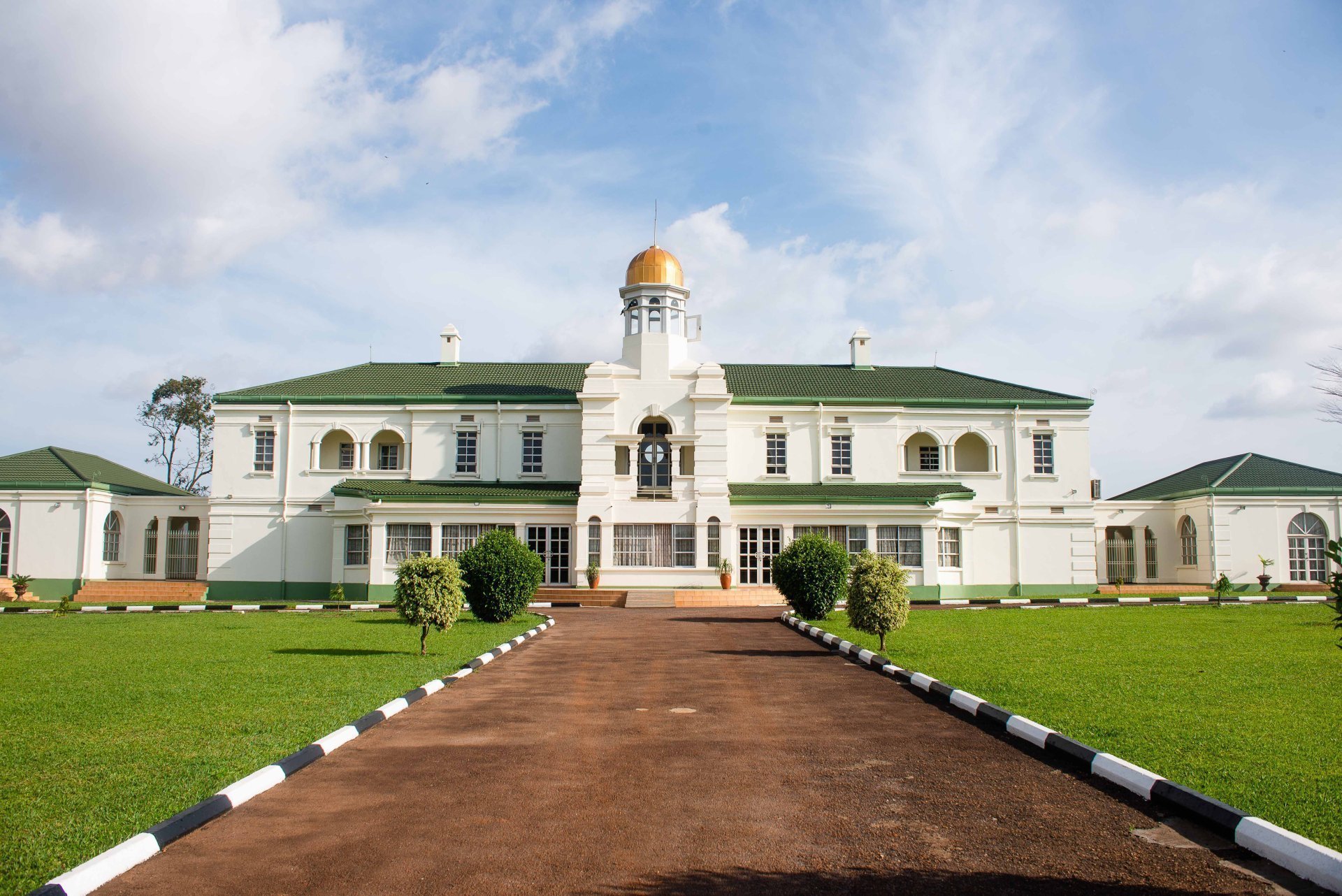 Uganda's historical and cultural attractions including Kasubi Tombs and traditional performances